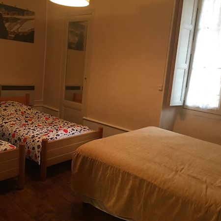 Ferienwohnung Palais D'Etigny Bagnères-de-Luchon Exterior foto